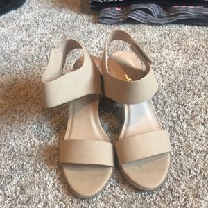 Soda nude wide heel